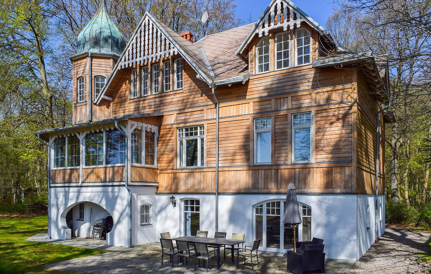 Hel semesterlägenhet, Lägenhet för 4 Personer med trädgård in Ystad, Svenska Östersjön