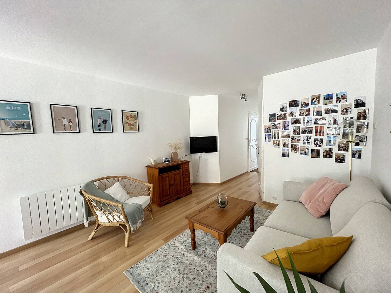 Entire apartment, Perle rare au cœur de Granville avec grande terrasse aménagée, 1 chambre, 2 couchages. in Granville, Côte de la Déroute