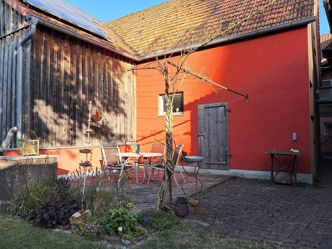Ganze Wohnung, Ferienwohnung Kleine Auszeit - Ferienwohnung in Bastheim, Rhön-Bayern