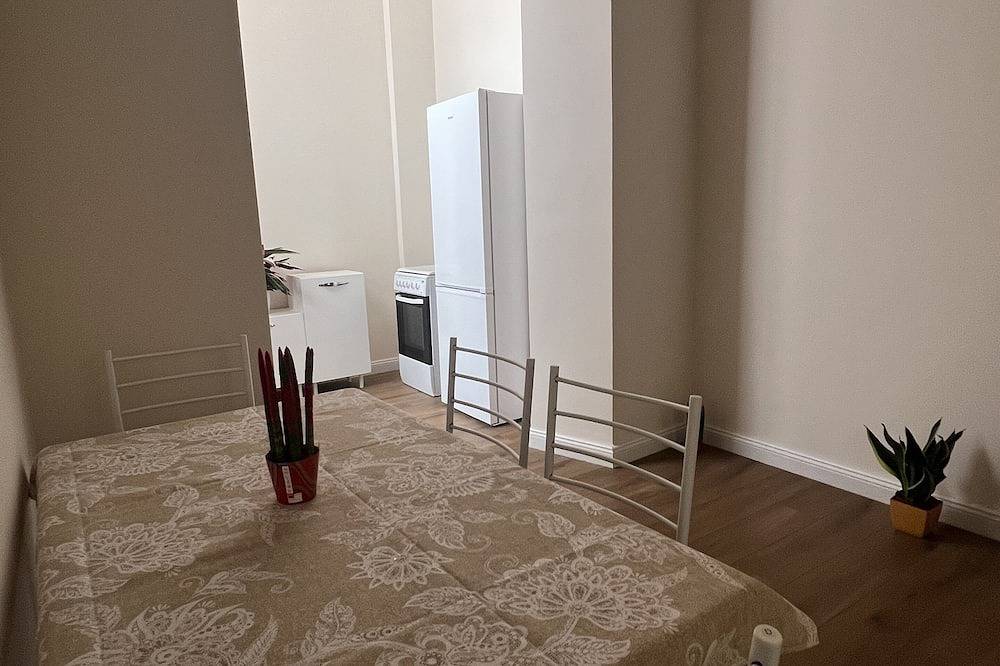 Entire apartment, Reggioduomo located in the historic center: 50 mt.  Cathedral 350 mt. waterfront in Reggio Calabria, Reggio Calabria Province