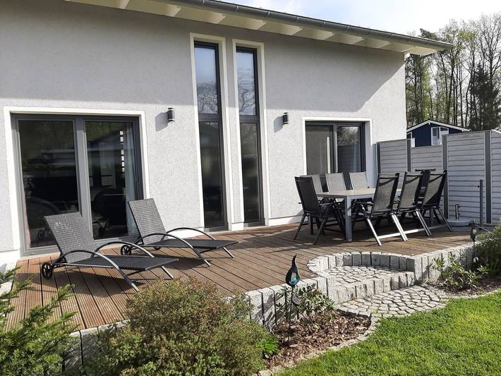 Ferienhaus für 8 Personen, mit Terrasse und Garten sowie Sauna am Dümmer See (Mecklenburg-Vorpommern)