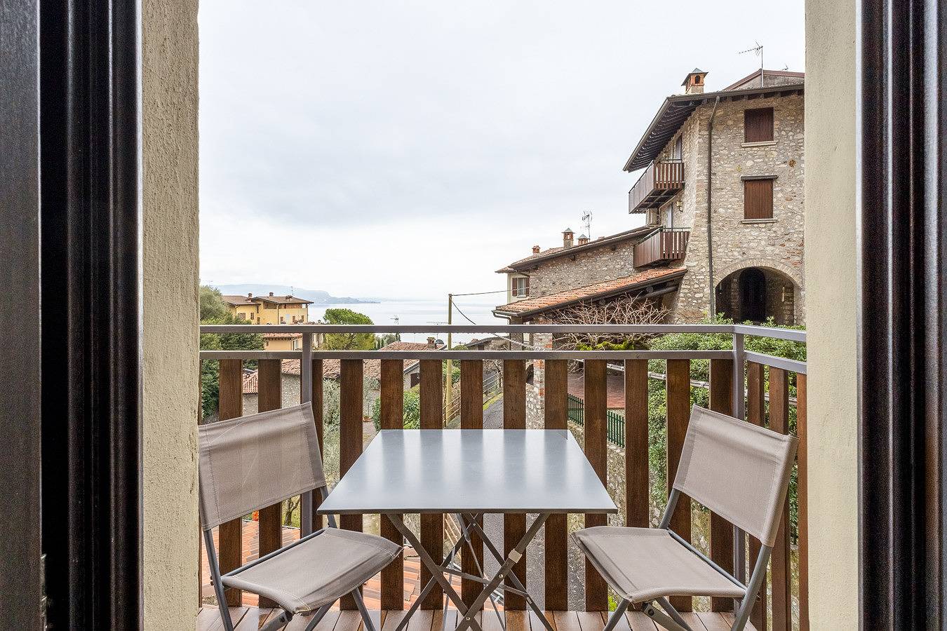 Appartement entier, Lemon House 2 in Gardone Riviera, Montagnes autour du lac de Garde
