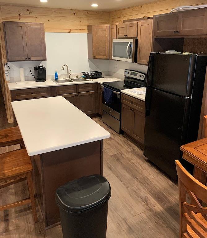 Spacious 3-Bedroom 2-Bath Houseboat in Venice for Rent in Plaquemines Parish