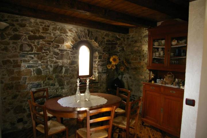 Ferienhaus für 6 Personen, mit Ausblick in Montalto Ligure