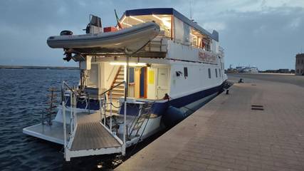 Boot für 2 Personen, mit Ausblick und Terrasse in Italien