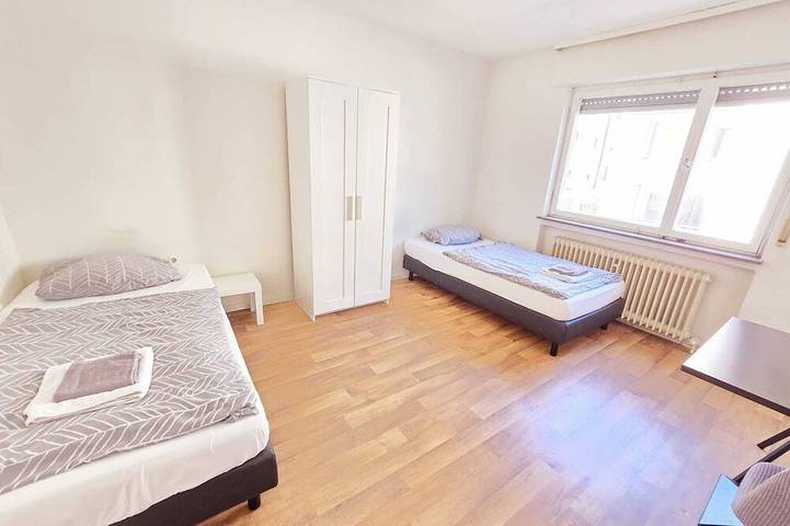 Ganze Wohnung, Apartments Efde GmbH Ferienwohnung - Apartment mit 7 Betten, Gilden 1311 in Heilbronn, Kurpfalz