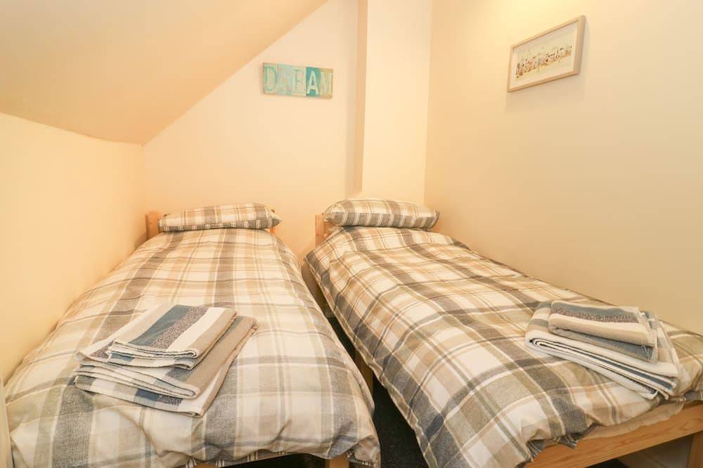 The Pebbles, pet friendly, country holiday cottage in Hornsea in Hornsea, Östliches Yorkshire