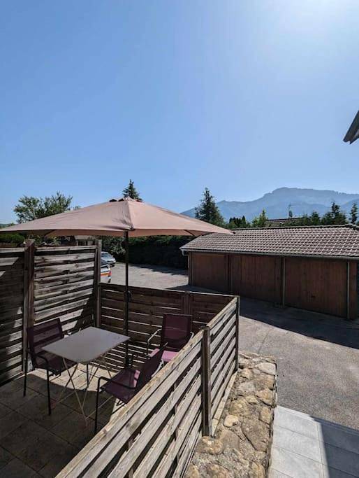 Appartement entier, Cabana & Studio Alpin Annecy - Terrasse Parking in Argonay, Région d'Annecy