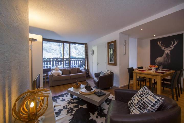 Chalet pour 6 personnes, avec balcon et piscine, adapté aux familles dans Argentière