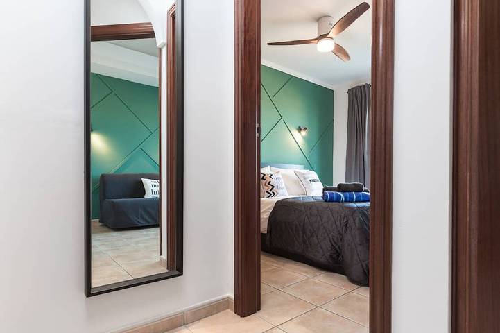Apartamento entero, Luxury Apt King Size, 300mb Wifi & Free Coffee Bar in Caleta de Fuste, Antigua