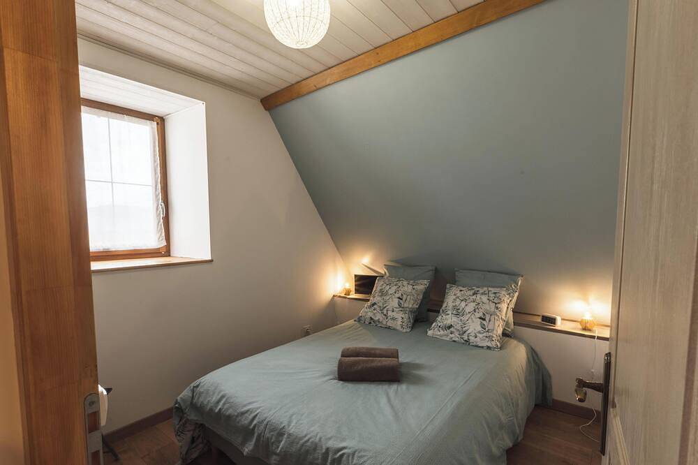 Ganze Wohnung, Air-conditioned apartment in stone barn in Aucun, Nationalpark Pyrenäen