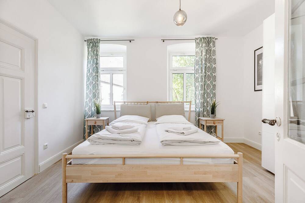 Ganze Wohnung, Altstadtwohnung - Neu in Kulmbach, Oberes Maintal - Coburger Land