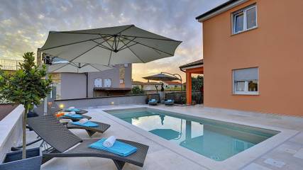 Villa for 6 People in Pula, Pula-Medulin, Photo 1
