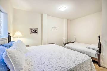 Log Cabin for 21 Guests in Lake Martin, Tallapoosa County, Picture 4