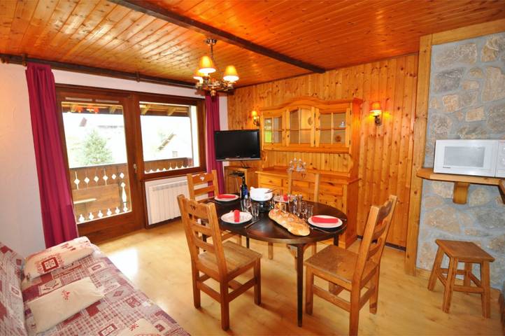 Gîte pour 6 personnes, avec jardin à La Chapelle-d'Abondance - 2