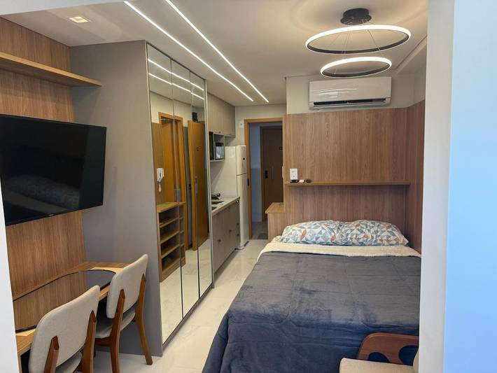Appartement de vacances pour 2 personnes, avec balcon ainsi que vue et piscine
