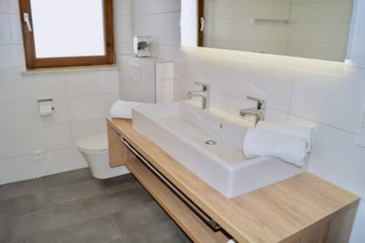 Gîte pour 4 personnes, avec jardin et balcon à Weiler-Simmerberg - 4