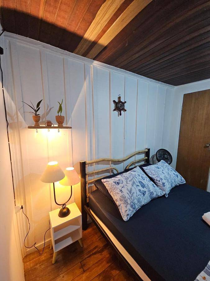 Casas e apartamentos de temporada para 2 pessoas, com vista e jardim, com animais de estimação em Paranaguá