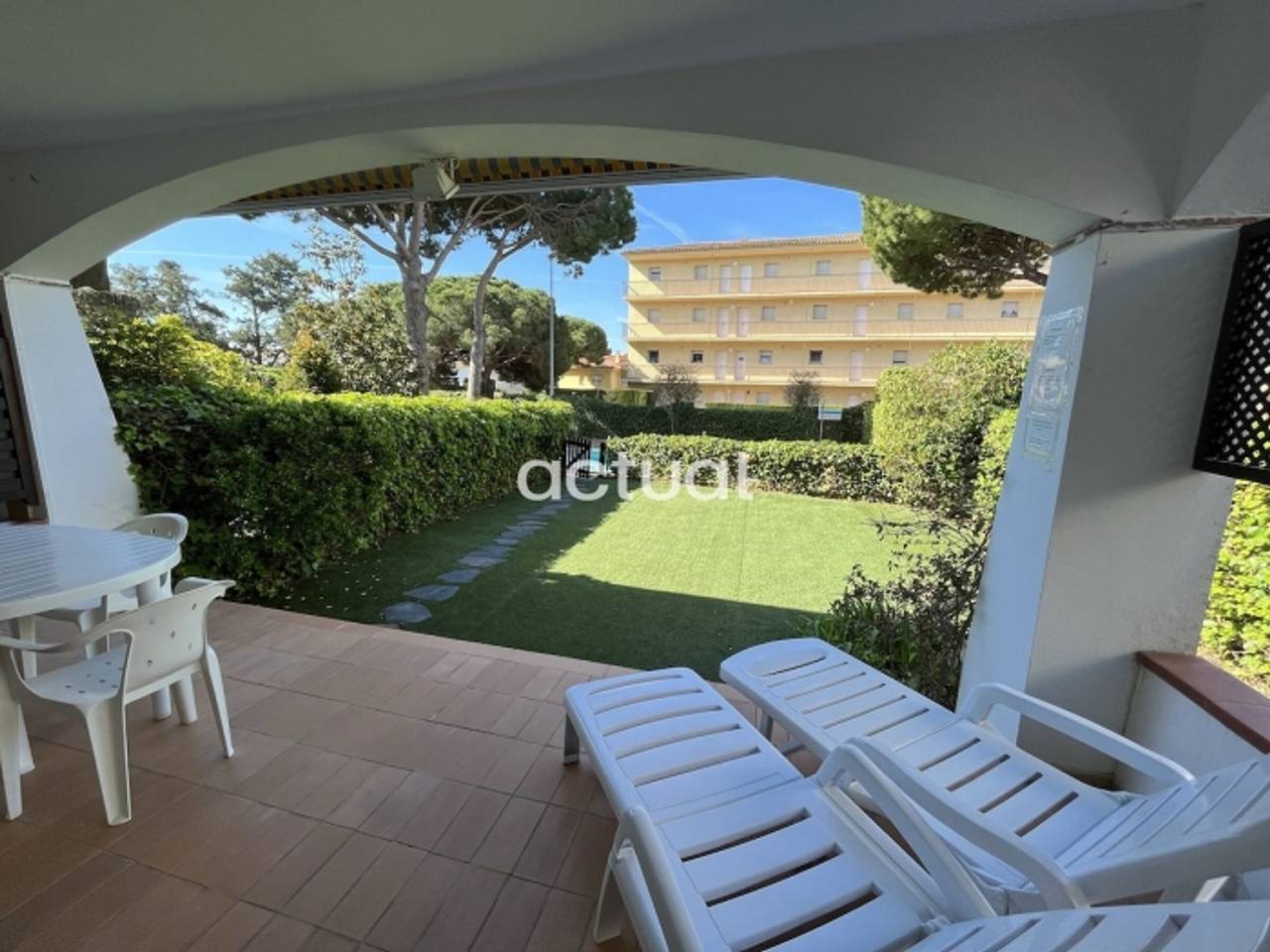 Appartement entier, Appartement rez-de-chaussée S'Agaró avec jardin, piscine, Wifi, parking et climatisation in S'Agaró, Platja d'Aro