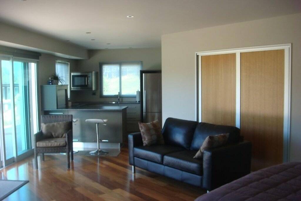 Ganze Wohnung, Hakula - Lange Bucht - Koromandelstadt in Coromandel, Waikato