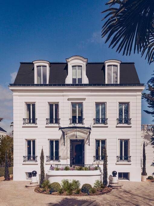 Location de vacances pour 22 personnes, avec piscine à Saint-Maur-des-Fossés - 2