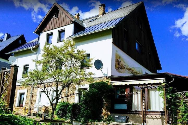 Ferienwohnung für 6 Personen, mit Garten in Breitenbrunn / Erzgebirge