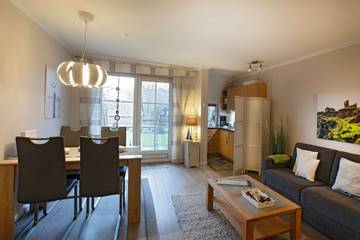 Ferienwohnung für 3 Personen, mit Ausblick und Terrasse in Büsumer Deichhausen