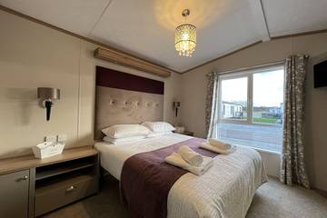 Static Caravan for 4 People in St Andrews, Lowlands, Photo 1