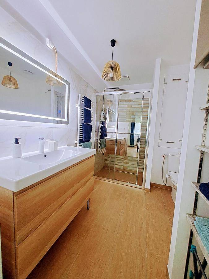 Appartement entier, One-Bedroom Apartment in Breuillet (Essonne), Essonne
