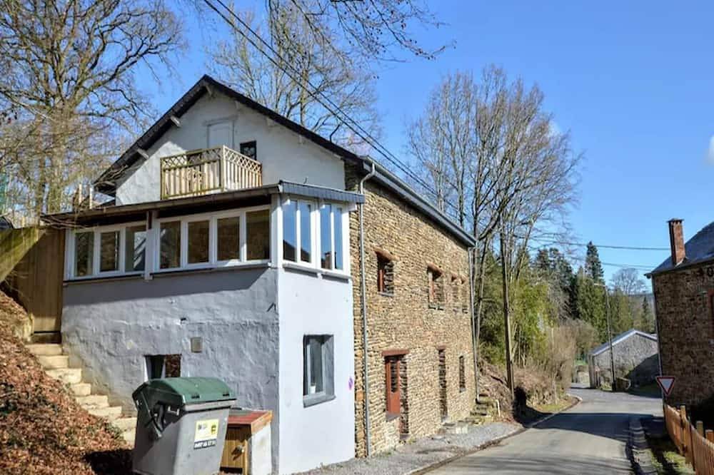 Modernes Gruppenheim in Bra in Lierneux, Lüttich und Umgebung