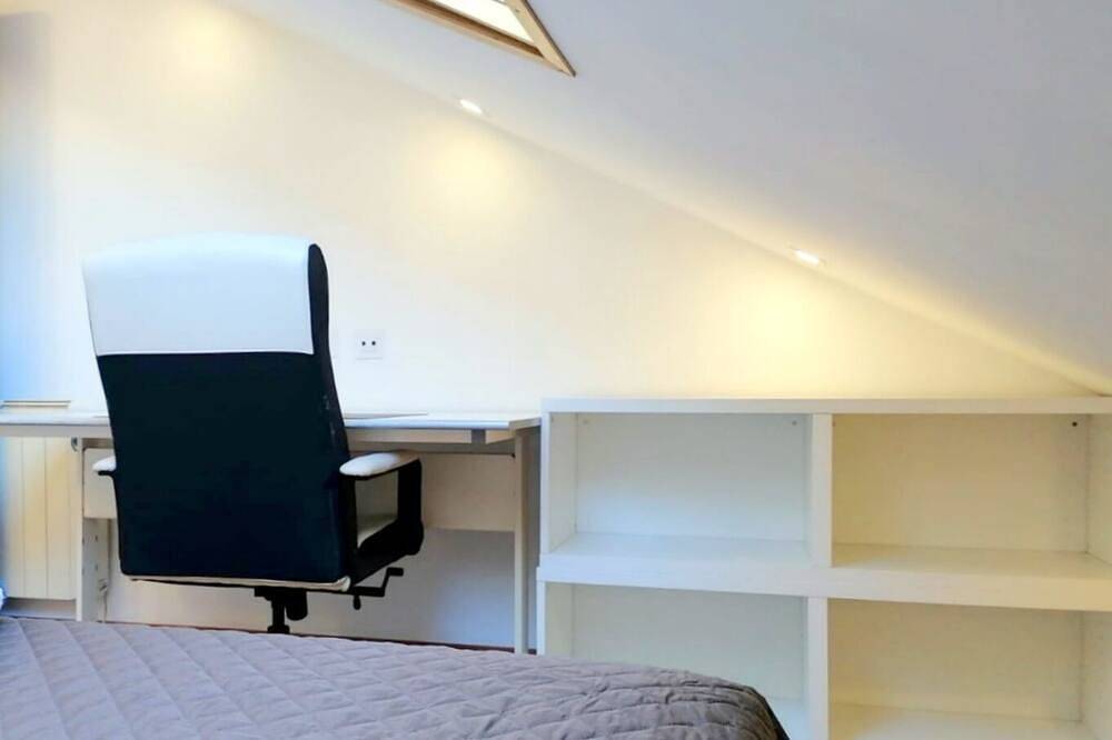 Cq12 ❤️ Cozy Room with Double Bed | Weekly Cleaning in Coimbra, Coimbra District