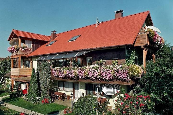 Ganze Wohnung, Schöne Ferienwohnung mit Terrasse für 1-3 Personen in Muhr am See, Fränkisches Seenland