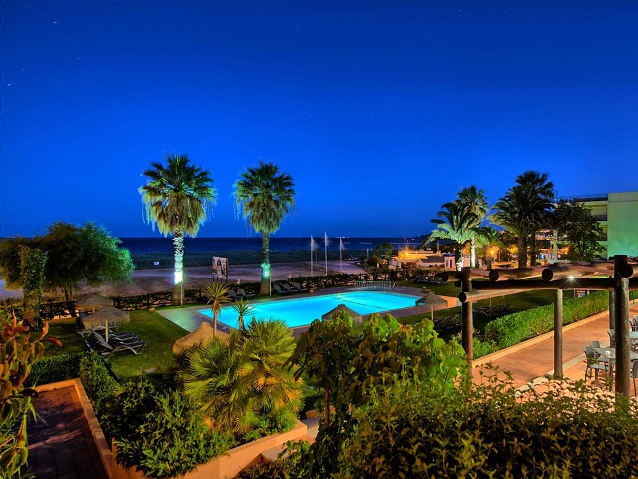Meia Praia Lagos - Beach Club Apartments in São Sebastião, São Gonçalo de Lagos