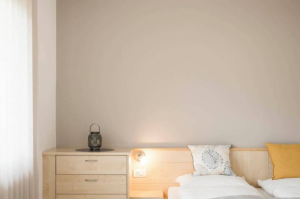 Ganze Wohnung, Weinberg Apartments, Fw für 4 Personen mit Brixen Südtirol Guest Pass in Raas, Natz-Schabs