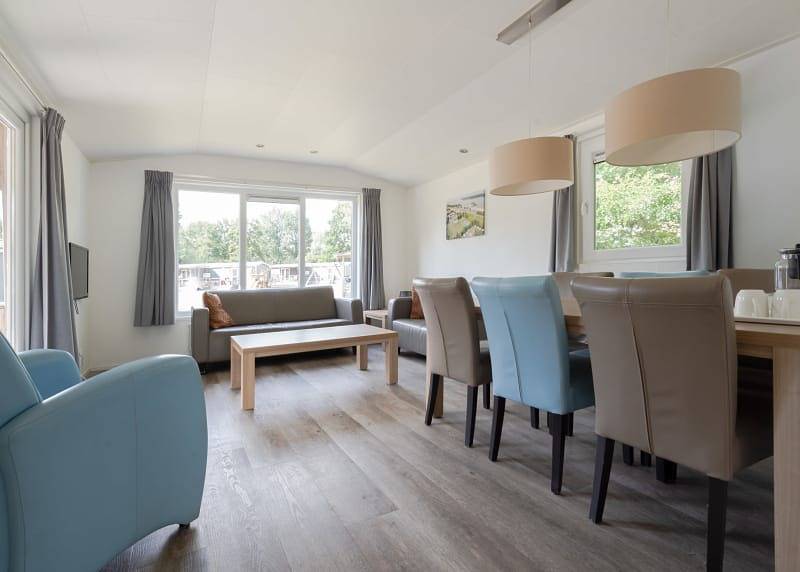 Caravan voor 6 personen met balkon/terras in Veluwe