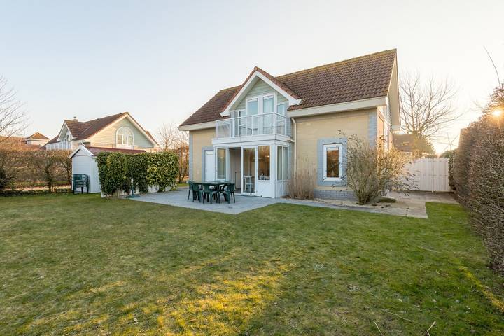 Villa für 10 Personen, mit Garten und Sauna sowie Balkon - 1