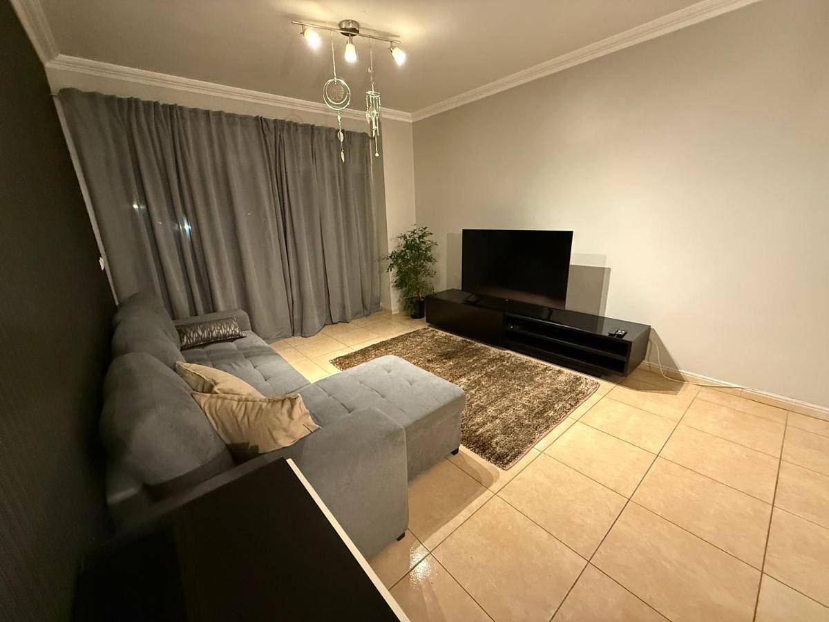 Apartamento inteiro, Three-Bedroom Apartment with Balcony in Lourinhã, Distrito de Lisboa