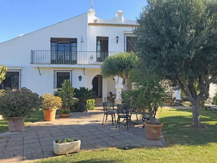 Vacation rental for 8 people, with Ocean view and Balcony as well as Terrace and Yard in El Palmar (Andalusia)