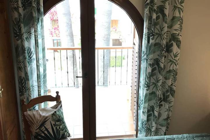 Appartement entier, 1ªLínie! Directement sur la plage, vue sur la mer, piscine, climat, WIFI in El Palmar, Costa Blanca