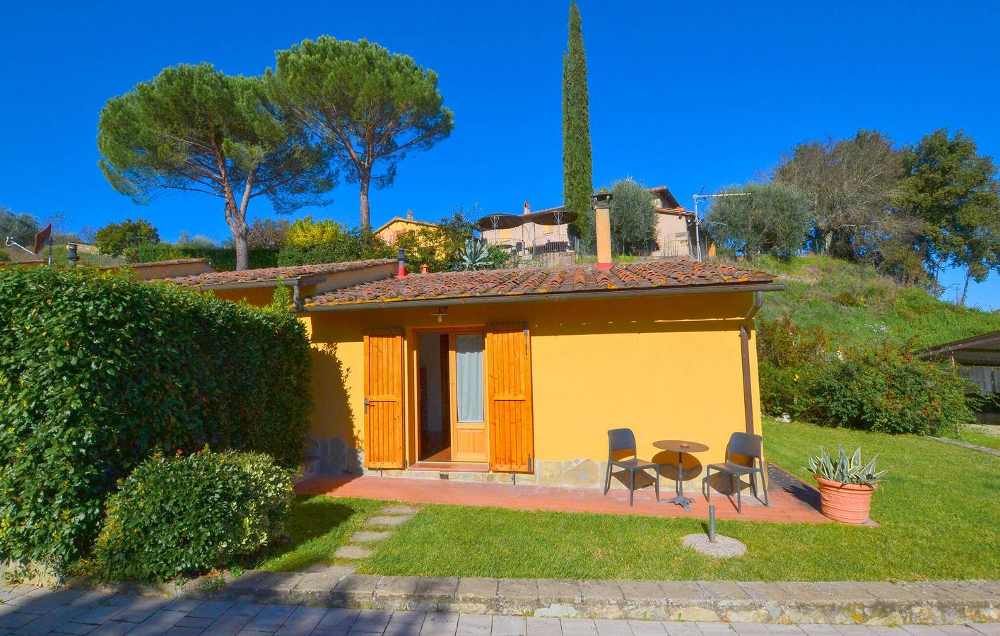 Accogliente appartamento con piscina, giardino e WiFi nel Chianti, a 1,5 km dal Torrente Ambra in Bucine, Bucine (Gemeinde)