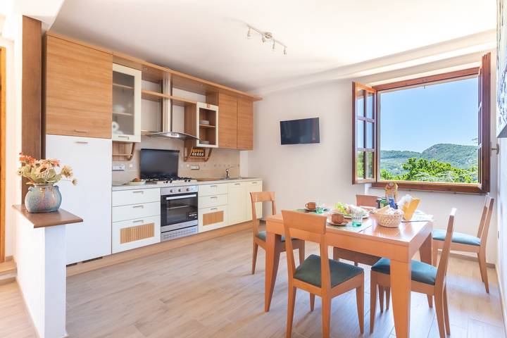 Holiday Home 'Meravigliosa In Collina' with Mountain View, Wi-Fi and Air Conditioning in Scano di Montiferro, Sardinia