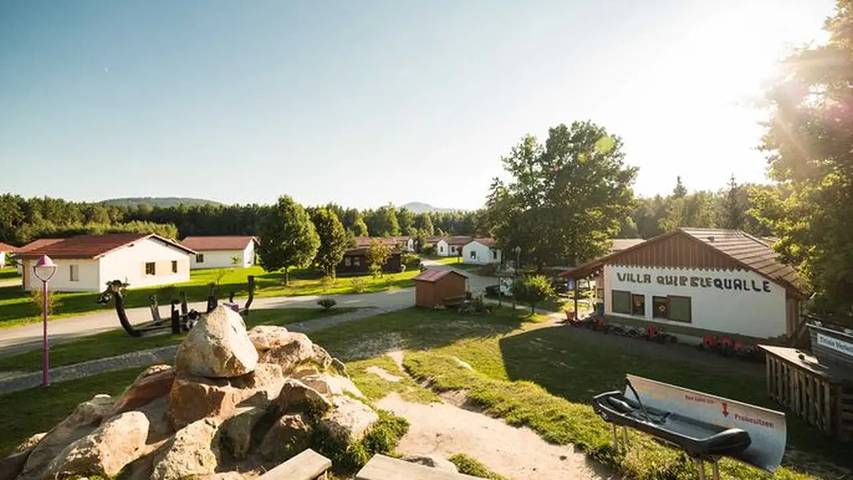 Ferienpark für 4 Personen, mit Terrasse und Pool in Sachsen