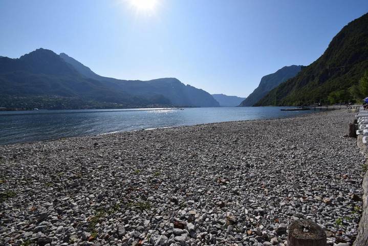 Location de vacances pour 6 personnes, avec jacuzzi et jardin, adapté aux familles à Oliveto Lario - 2