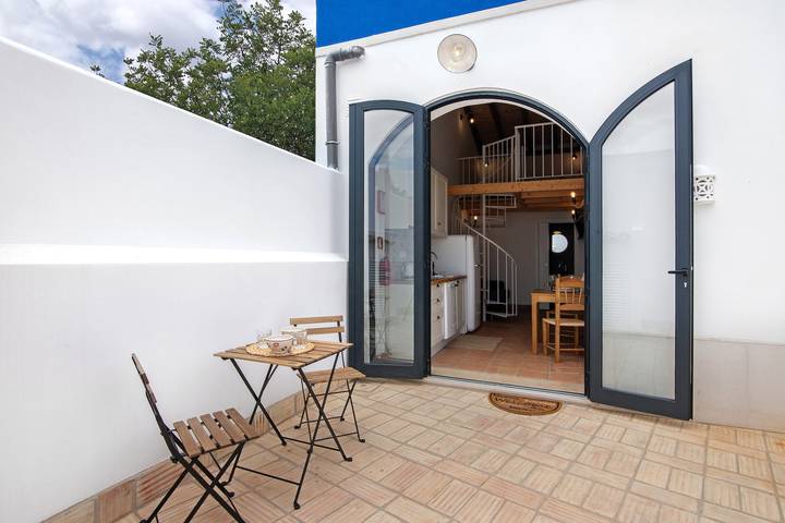 Appartement entier, Appartement 'Monte Gerações 5' avec piscine partagée, Wi-Fi et climatisation in Almancil, Quarteira