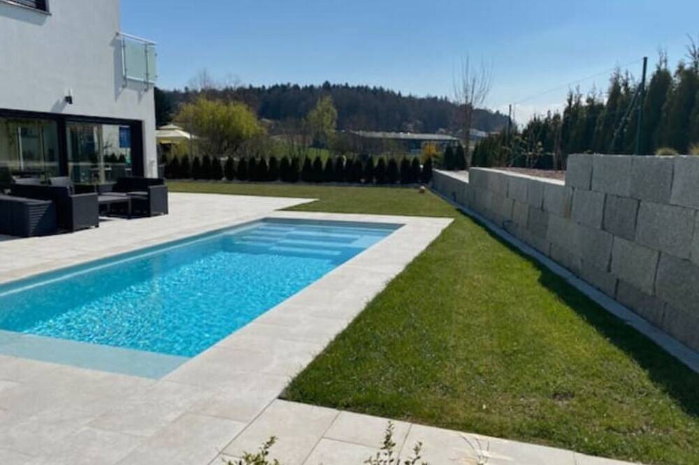 Appartement entier, Peaceful Swiss Getaway w/ Pool, Views & Near Bern in Gurmels, Lac de Morat & Estavayer-le-Lac Région