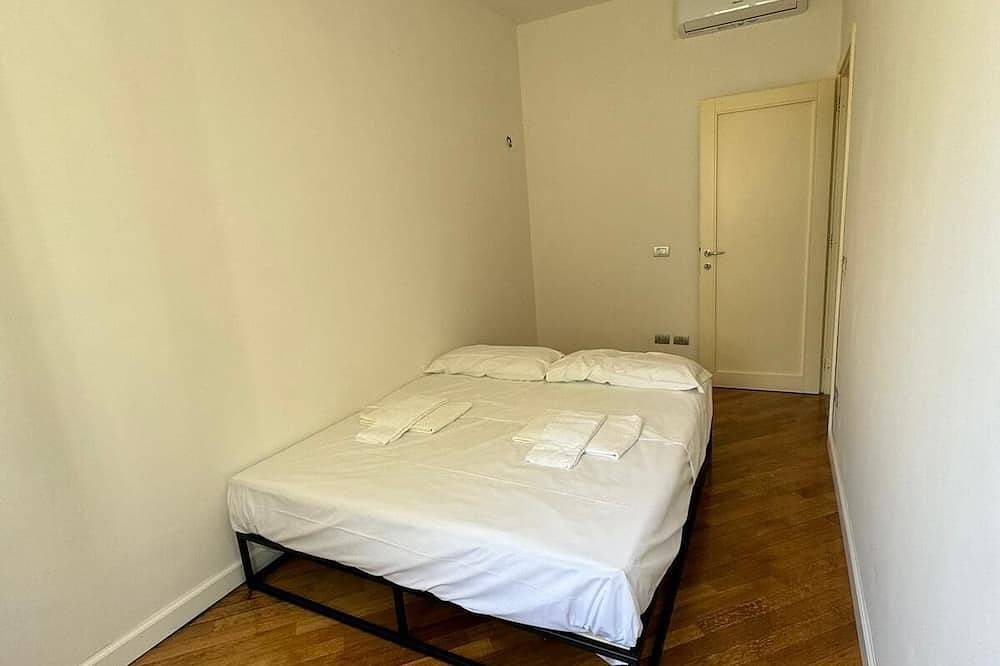 Entire apartment, G-Point Apartments - Appartamento 2 in Santa Marinella, Rome Province