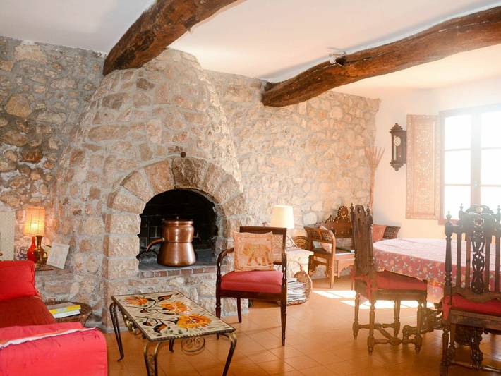 Location de vacances pour 5 personnes, avec jardin à Bendejun