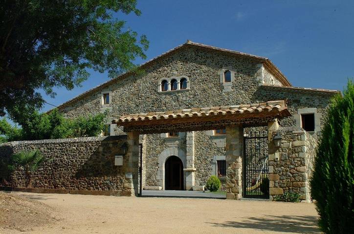 Casa rural para 2 personas, con Terraza y Jacuzzi además de Jardín y Piscina en Bescanó - 2