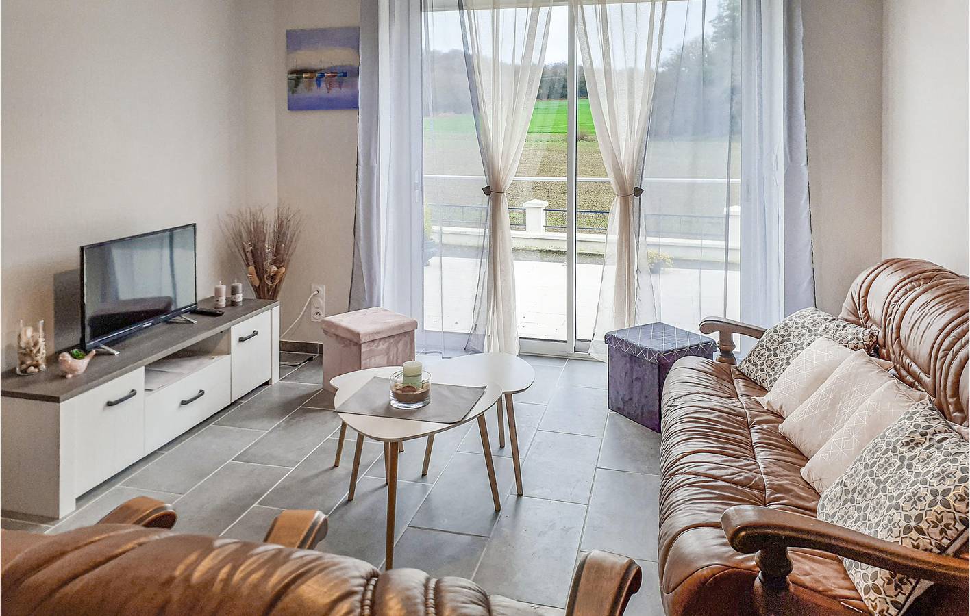 120 sqft Apt w/ Parking, TV, Keuken, Tuin & Internet in Saint-Carreuc, Côtes-d'Armor