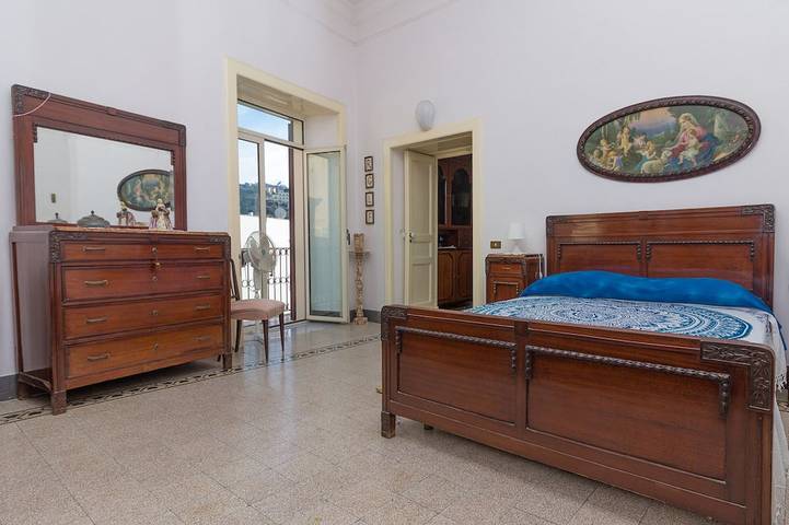 Apartamento entero, Casa Felicità - En el centro de Massa Lubrense - Con terraza con vistas al mar. in Massa Lubrense, Sorrento Coast